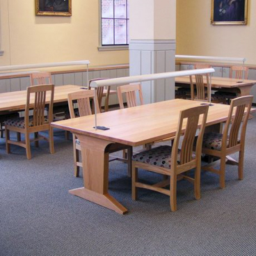 wood-oak Oak Table