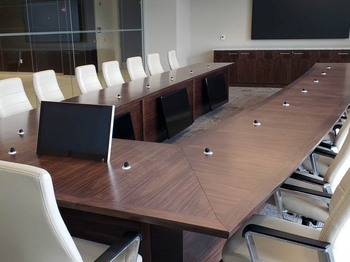 6_UGI-Utilities UGI U Shaped Table