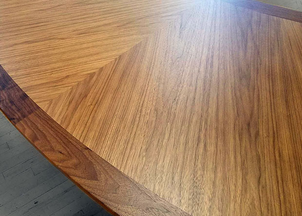 custom-walnut-table-detail-img03 Custom Walnut Table Wood Detail
