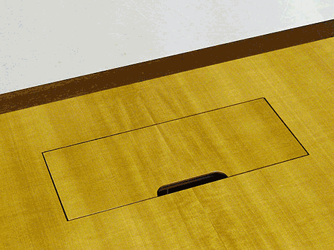 frameless-hatches-for-conference-tables Frameless Hatches