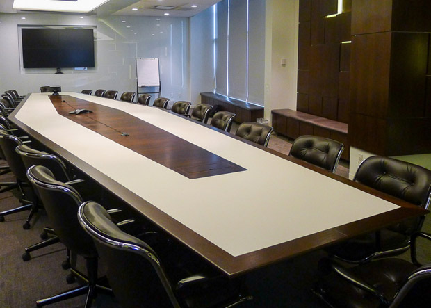 custom-table-maker-personalized-service Personalized Service
