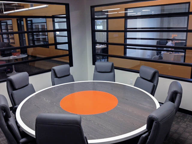 Saritasa 01 Sarasita Round Table
