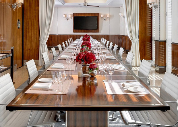 custom-table-maker-master-craftsman Master Craftsmanship